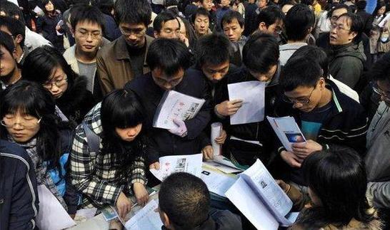 全国政协委员周世虹提出重磅提案,明确建议彻底废除劳务派遣制度以